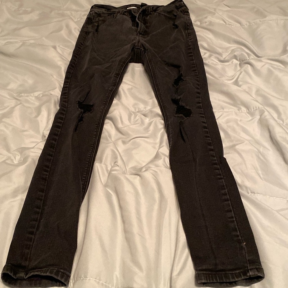 Black old navy jeans with holes size 4 skinny